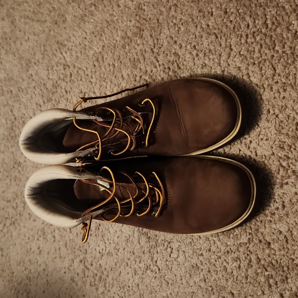 Women's Brown Timberlands Boots size 9
